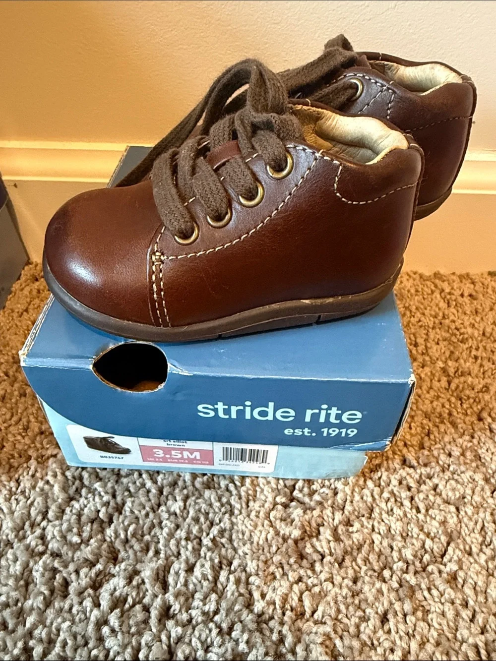 Stride Rite Brown Leather Toddler Lace-Up Shoes